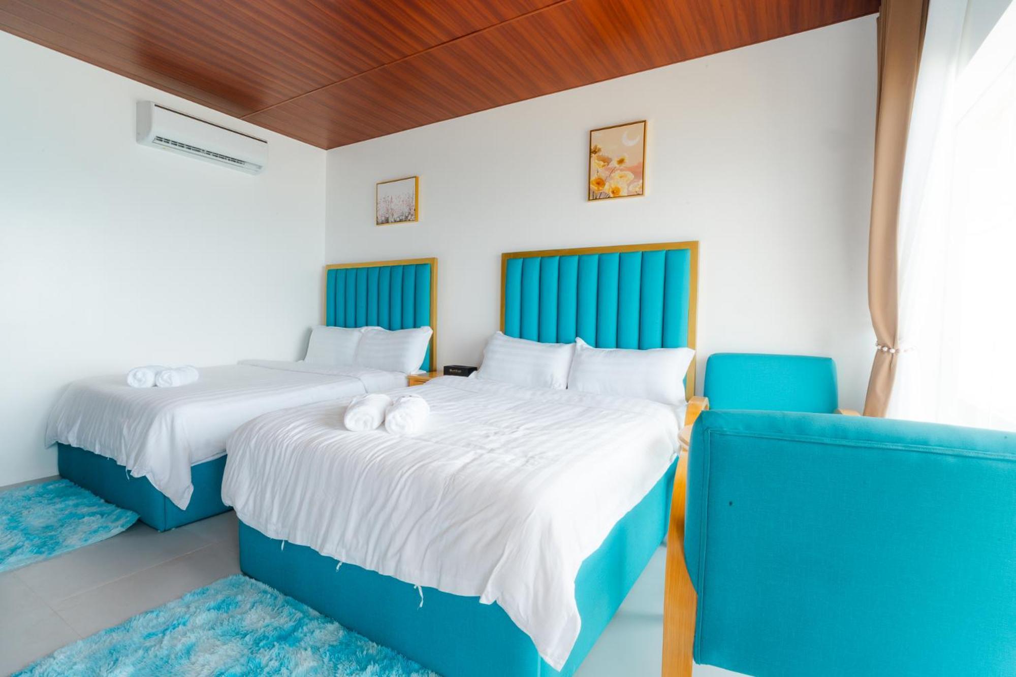 Q Beach Resort Cabangan 외부 사진