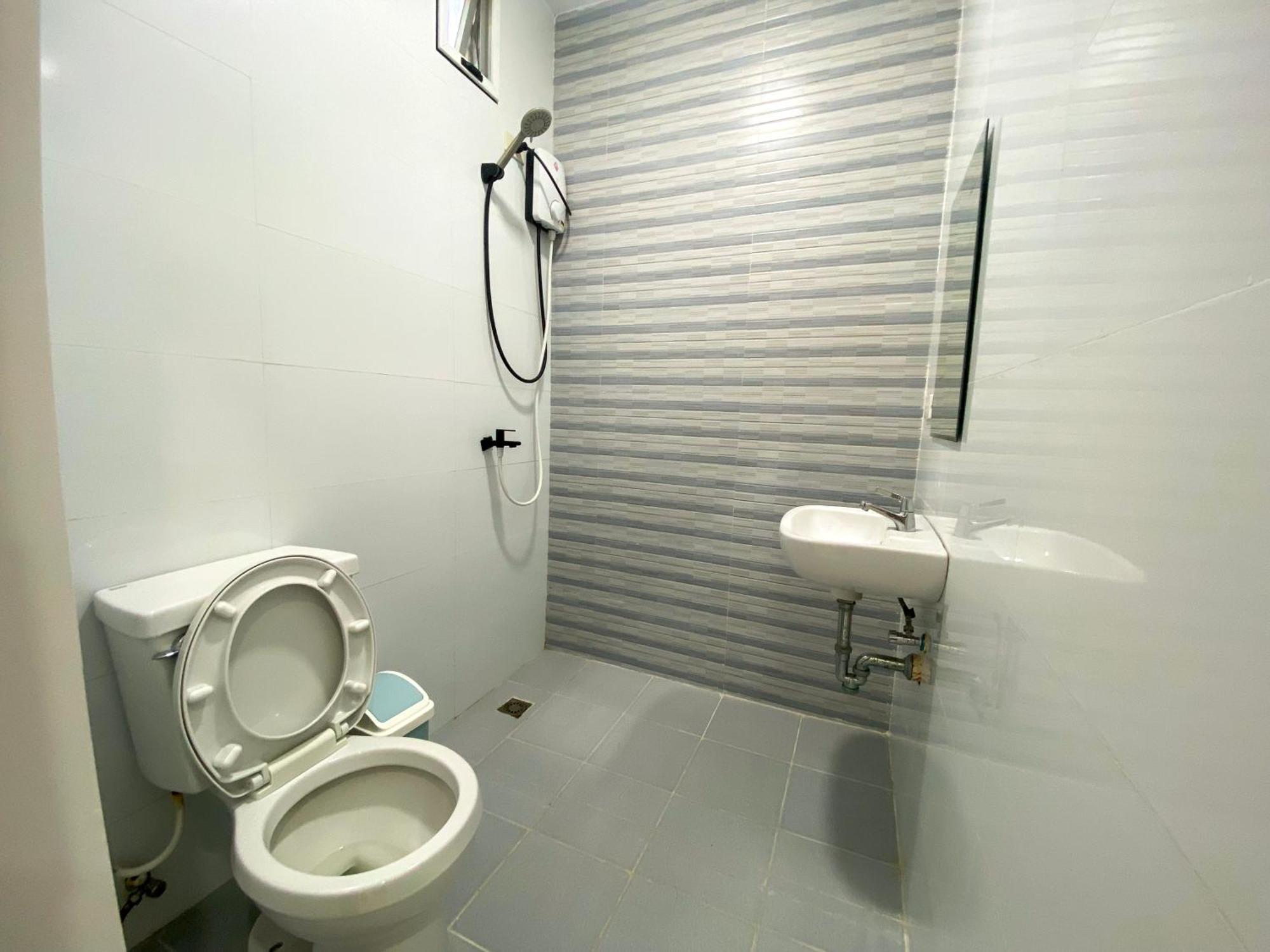 Q Beach Resort Cabangan 외부 사진